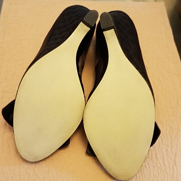 Shoes - Picture 3 of 3